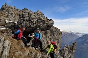 05 Alla Madonnina delle rocce in alto al termine del Canalino dei sassi